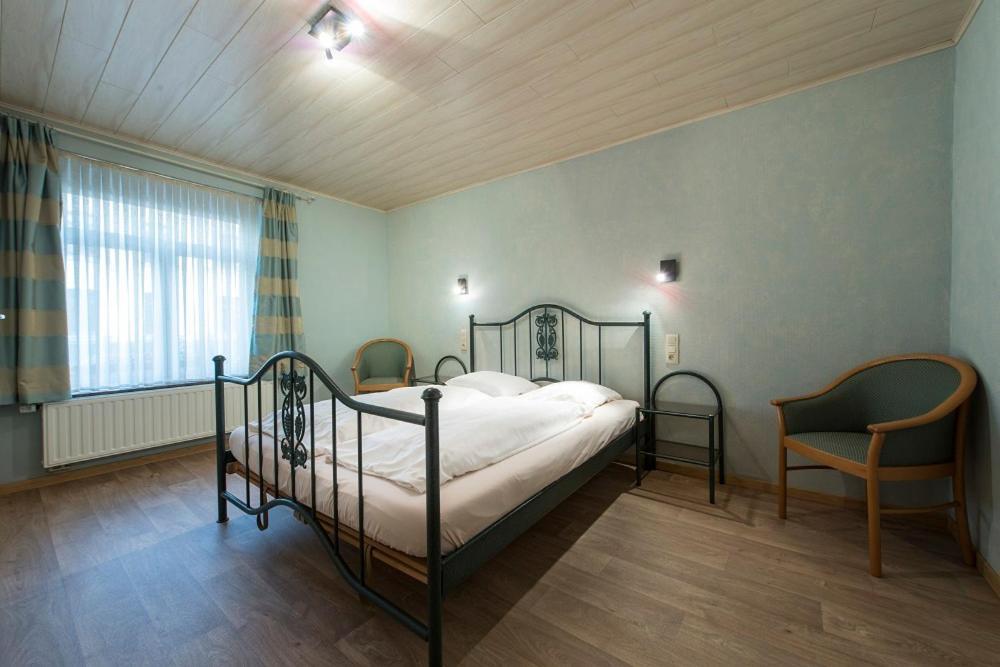 فريسه - سور - سيمويس Appart Hotel Au Pied De Vigne المظهر الخارجي الصورة