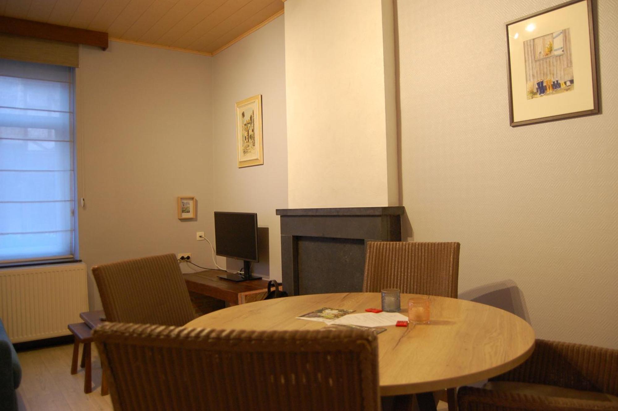 فريسه - سور - سيمويس Appart Hotel Au Pied De Vigne المظهر الخارجي الصورة