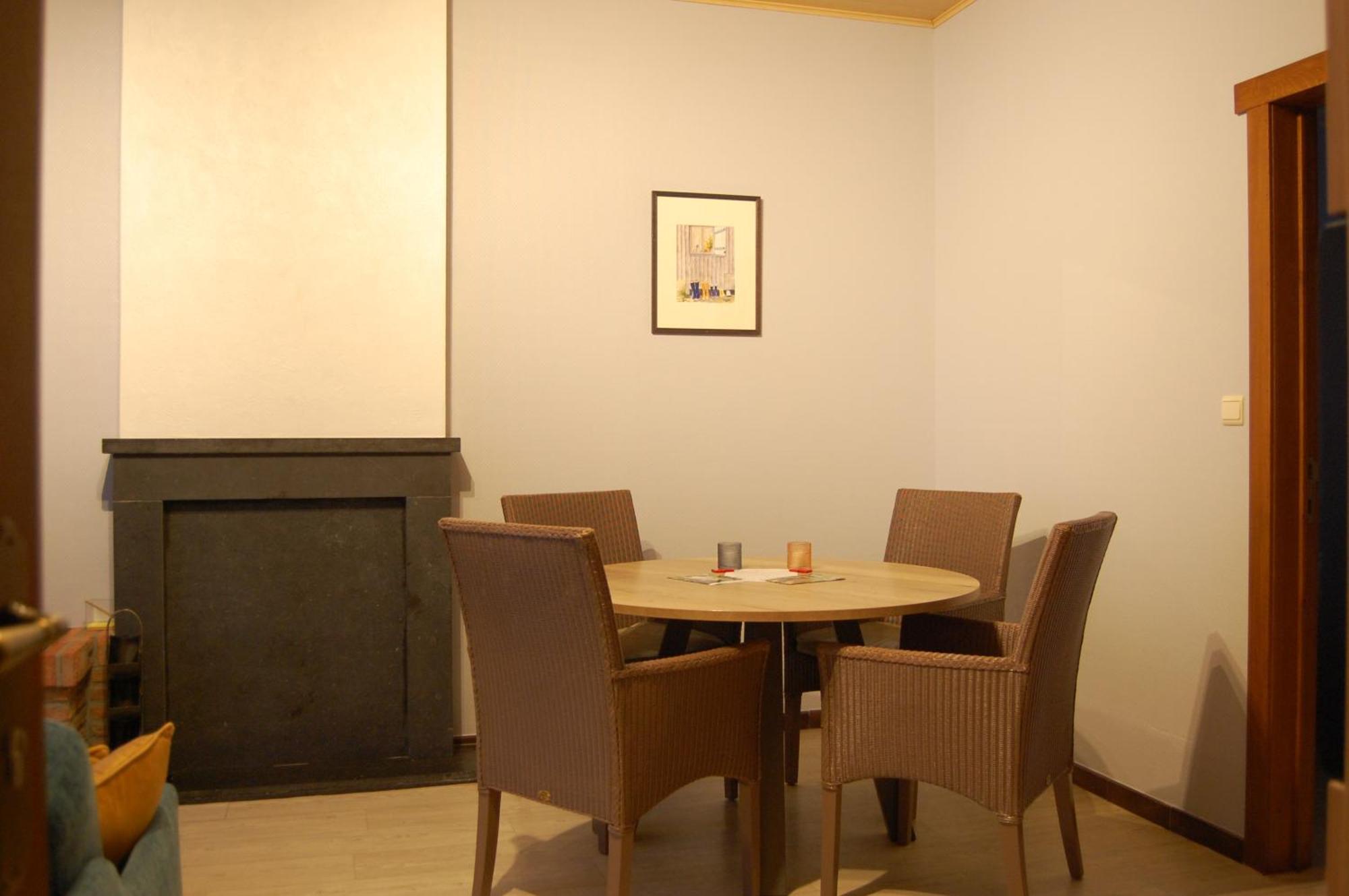 فريسه - سور - سيمويس Appart Hotel Au Pied De Vigne المظهر الخارجي الصورة