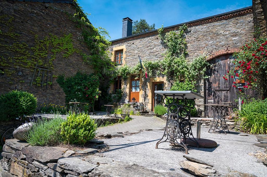 فريسه - سور - سيمويس Appart Hotel Au Pied De Vigne المظهر الخارجي الصورة